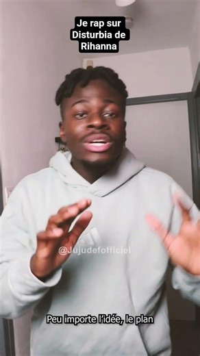 🎤 | I rap to Rihanna's Disturbia 🎵🎶