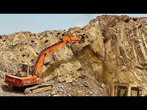 Excavator working”Humring and Drilling”And operator #excavator #sand #drilling #excavator