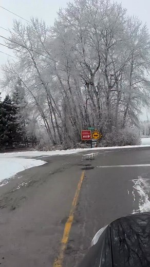 Winter is here ❄️ Mount Pakenham Opening Weekend: Dec 6 & 7, 2025 9am-4pm Closed Monday-Thursday for hill prep, open again the following Friday-Sunday. Please check www.mountpakenham.com for daily updates! #mississippimills #ottawavalley #ottawalife | Mount Pakenham