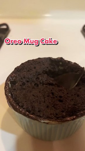 I approve of this recipe👍🏼🤤 #oreomugcake #oreo #mugcake #recipe #bakingrecipe #baking