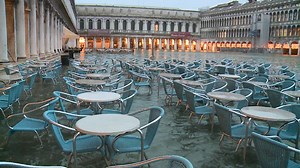 Video. Venice expects 130cm 'acqua alta' peak