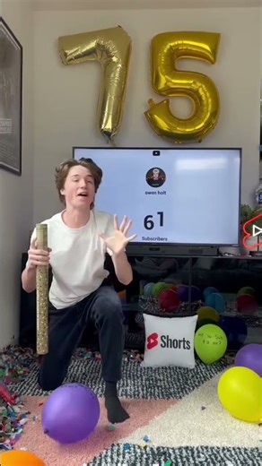 Subscribe PLEASE #balloon #challenge #fun #tutorial #shorts #subscribe #viral #trending