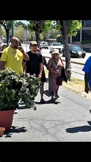 #bushman #bushmanprank #funny #prankgonewrong #texasbushman #scareprank