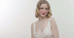 The evolution of bras in the last 500 years (Video)