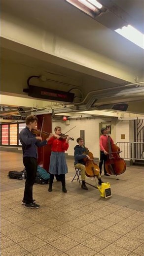 Live Classical Busking in Manhattan