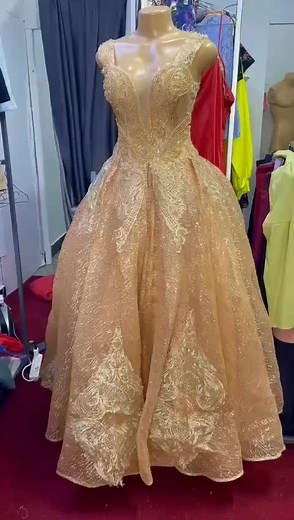 #viral #gowns #mtumba All available.