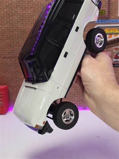 This $80 Brushless FOC 1/18 Scale Mini Crawler from LDRC is crazy value for money! 🤯 #rc #truck #budget #rccrawler #radiocontrol