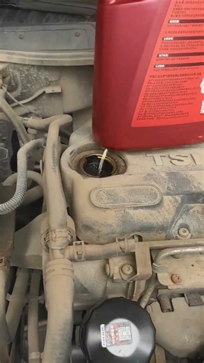 The latest model for removing car engine oil from its container. #shorts