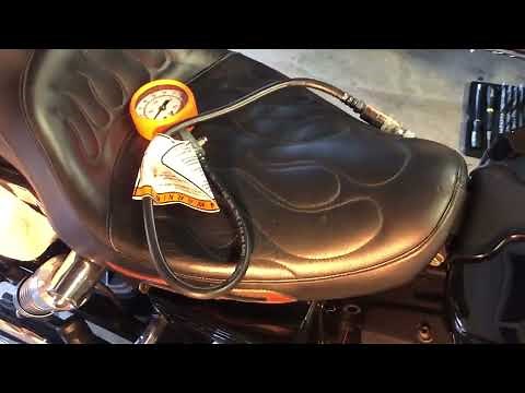 Harley-Davidson Evolution -- compression test using an auxiliary battery
