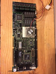 Need help identifying and powering this strange Goodwill find