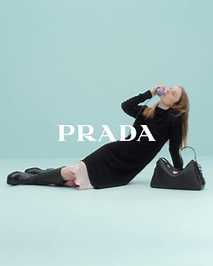 A Prada campaign, in conversation. Dialogue is the subject of the Fall/Winter 2024 campaign, which features a star studded cast of world-renowned actors talking to one other. Words by award winning writer Miranda July inform spontaneous exchanges between Prada Ambassadors Harris Dickinson, Damson Idris, Yili Ma, Hunter Schafer, and Letitia Wright. Discover more: https://shorturl.at/iGdbH Harris Dickinson, Damson Idris, Yili Ma, Hunter Schafer and Letitia Wright filmed by Garrett Bradley Creative