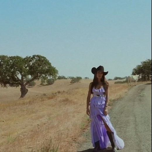 This album is all about staying true to my roots 🌵✨ Hope y’all love it as much as I do. California Cowgirl is out now! | Annie Bosko