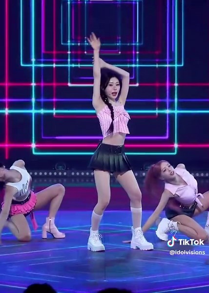 ITZY's Kiss and Tell Performance Highlights