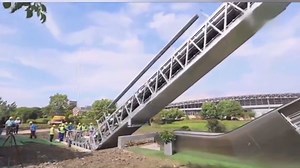 #SwordElevator designed and installed a 42m super high #escalator for Badaling #GreatWall Station in Beijing - achieving a new height for domestic escalators! This great feat adopted steps weighing 15kgs and utilized more than 10 independent innovative patents as will serve as an important hub connecting the Beijing-Zhangjiakou Railway. | Sword Elevator