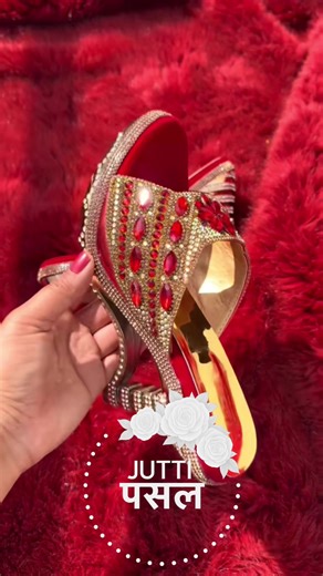 Stylish Wedge Sandals for Bridesmaids