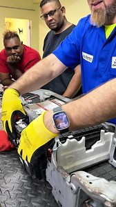 Join us in this very interesting deep dive into the Honda Hybrid System with a step by step battery teardown 😱😬🔋 | Hybrid Solution Diagnostics