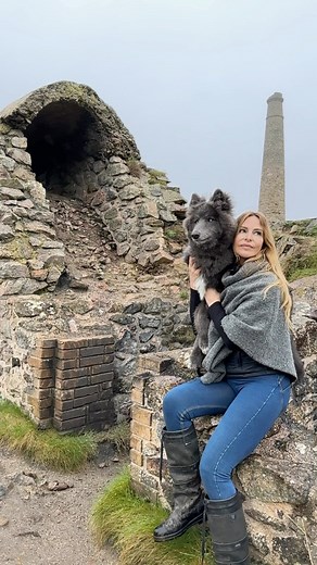 Anneka Svenska on Instagram: "We visited the filming location of Poldark 📍Botallack Mine, Cornwall . . . . #botallack #poldark #cornwall #tinmine #poldarkmine #wolf #wolves #mybluewolf #bluewolf #bluewolfdog #wolfdog #view #scenery #hiking #hikingwithdogs"