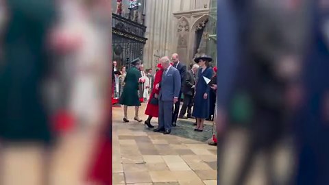 Princess Kate performs the perfect curtsy for King Charles at Commonwealth Day service - watch