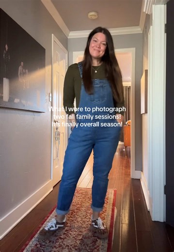 My fave fall session uniform when the temps finally start to drop! #photographerlife #photographersoftiktok