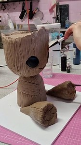 This Baby Groot cake is so realistic, it might start talking! 🎂🌱💚 | Chocolates Lovers