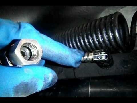 Class A HWH rv leveler leak at hydraulic JIC fitting