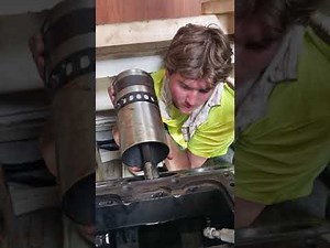 detroit 6v92 piston liner installation part 2