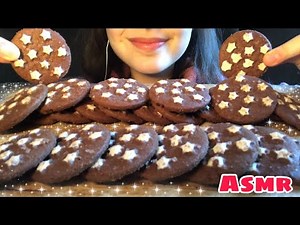 ASMR COCOA AND WHITE CHOCOLATE COOKIE EATING SOUNDS (with milk) | CRUNCHY COOKIES