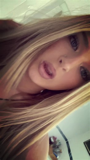 Exploring Mental Health in LOL Podcast Episodes