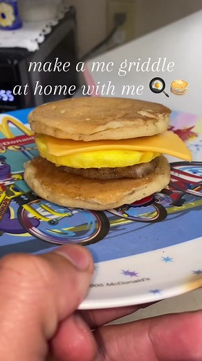 #mcgriddleathome #mcdonalds #mcdonaldsbreakfast #breakfast
