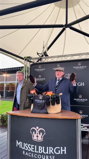 The team at Jim Goldie Racing win the championship for the Best Turned Out Yard of this year’s flat season! 🏆🧼🫧 A hamper of goodies is headed their way including new branded grooming brushes, a selection of Nairns treats, personalised cloths, hot flasks, sweet treats, neck warmers and more. Jim Goldie also took the Champion Flat Trainer award 🏆 A huge congratulations to all of the team, and a big thank you to Edinburgh Gin for their continued sponsorship of our championships. | Musselburgh R