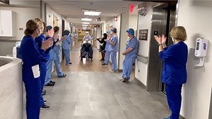 20K views · 1.2K reactions | Good news worth sharing! ❤️ Staff at Swedish Medical Center cheer as they celebrated the recent discharge of another COVID-19 patient who recovered from the ilness.  | Denver7 | Facebook
