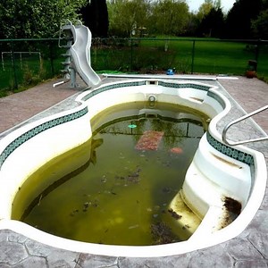 1.6M views · 3.2K reactions | I haven't cleaned my pool in 30 years... ? | Infinite | Facebook