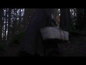 Once Upon A Time 3x18 "Bleeding Through" Young Cora gives birth to baby Zelena and leaves her