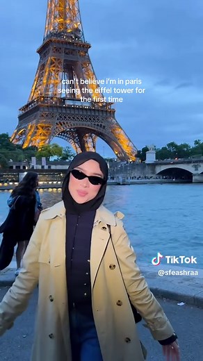 Seeing the Eiffel Tower for the First Time: Paris 1963 Memory