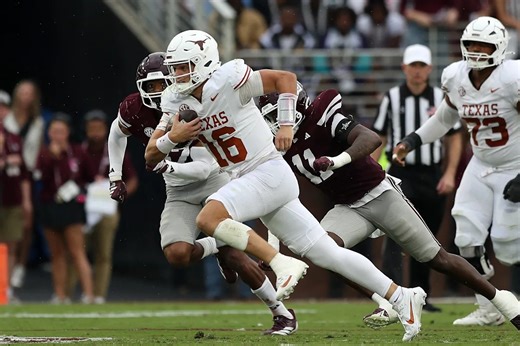 Arch Manning injury update: Texas QB takes hard hit, leaves Mississippi State game