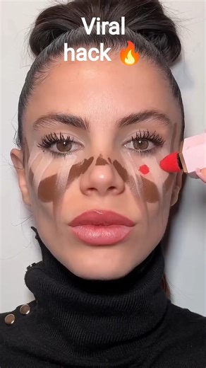 Trending makeup hack 🔥#viral #hack ✨