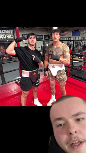 @Bryce Hall #boxing #fyp #blowup? #misfits #fy