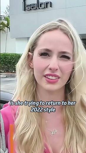 no wonder Natalie has changed her style after being banned