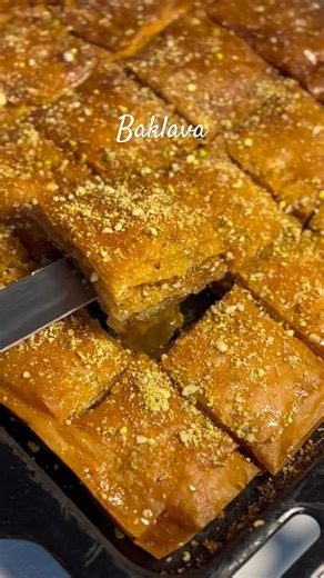 Baklava | 20 layers | Turkish Dessert