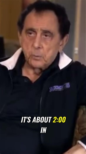 Experience the raw emotion as we witness Elvis create "Heartbreak Hotel" for the first time! Join us in this iconic recording session, and feel the birth of a smash hit on Lonely Street. #ElvisPresley #HeartbreakHotel #ElvisPresley #HeartbreakHotel #RockAndRoll #MusicHistory #ClassicSongs #1950sMusic #RecordingSession #BehindTheScenes #LonelyStreet #FirstImpression | Bytesizenetwork