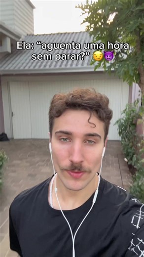 Nostalgic Hits from the 80s: A Musical Flashback