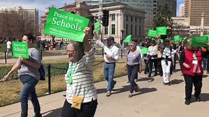 More students arrive at March for Our Lives in Denver | KOA Colorado