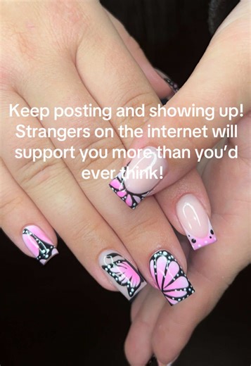 Take my £99 online gel nail qualification now - invest in yourself and change your life! 🤍💫 #gelnailcourse #gelnailtraining #gelnailartist #buildergeltrainingcourse #buildergel