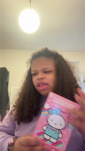 Unboxing Hello Kitty Blind Box Surprise!