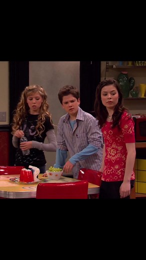 iHeart Art - Part 2/16 #icarly #icarlyaffirmation #drakeandjosh #nickelodeon #mirandacosgrove #icarlyrevival