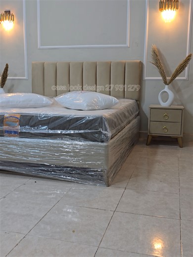 ❎ Pack 899 dt *Lit 190×160 capitonné carcasse bois rouge certifié avec garantie *Matelas confort plus *Deux tables de nuit *Deux oreillers toutes les couleurs sont disponibles ▪︎Paiement à la livraison (gratuite sur le grand tunis) ✅ Pour commander : Envoyez La photo de l'article et la couleur que vous souhaitez Adresse Showroom: Borj louzir, Ariena Service client: 27 931 279 #Meubles #Salon #Vente #Tunisie #Décoration