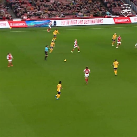 227K views · 10K reactions | Beth Mead 欄 Emirates Stadium  Relive all the best moments from last night's victory with our highlights  https://arsn.al/EX91byK | Arsenal Women | Facebook