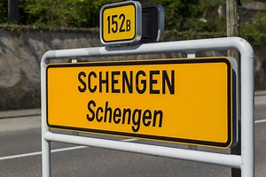Chronologie : la libre circulation des personnes en Europe depuis la signature de l'accord de Schengen