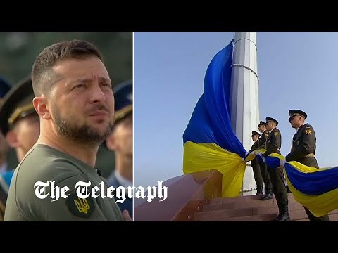 Zelensky taunts Russia at national flag ceremony ahead of Ukrainian Independence day