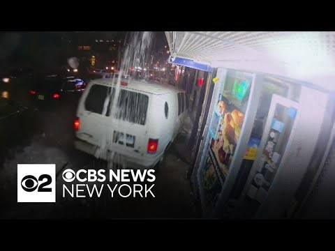 Man charged with DWI after striking 2 pedestrians in the Bronx, police say